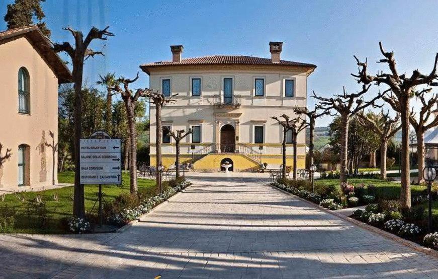 Villa Picena Colli del Tronto Exterior photo